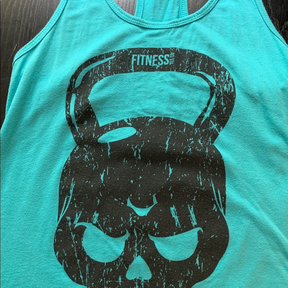Workout tank! Skull kettlebell!